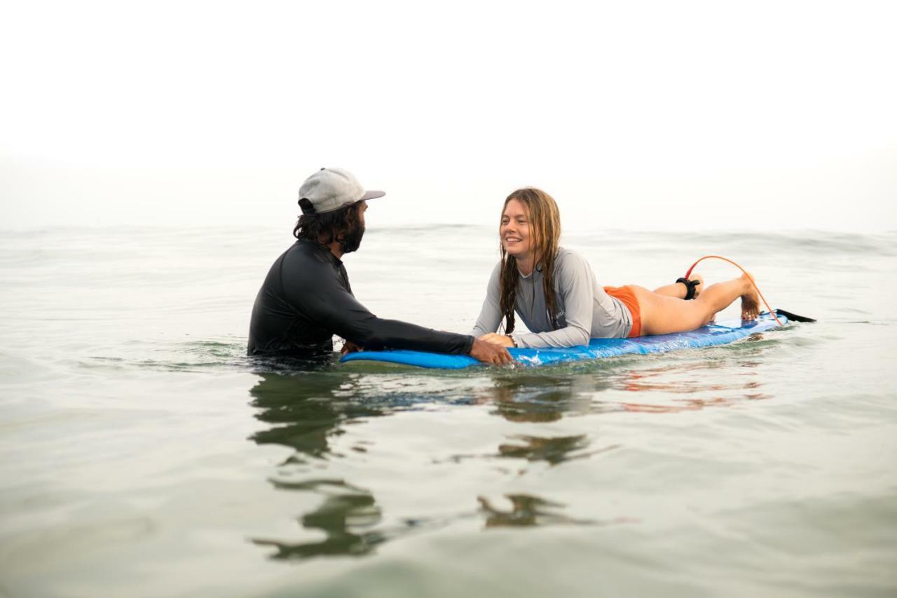 Layback Boutique Surf & Yoga Camp Sri Lanka Hostel Weligama Exterior photo