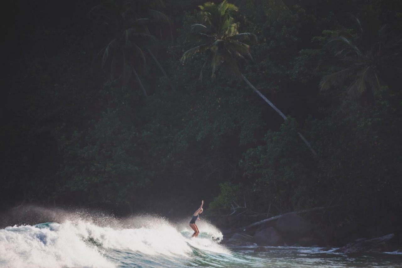 Layback Boutique Surf & Yoga Camp Sri Lanka Hostel Weligama Exterior photo